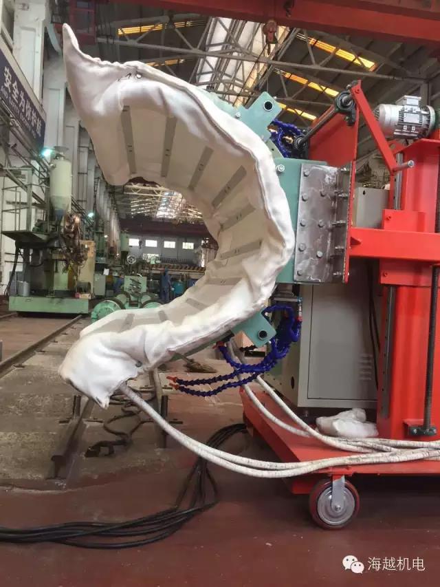 海越中頻高頻電磁感應加熱設備在不同的行業、不同的工件、不同的工藝要求的應用現場圖